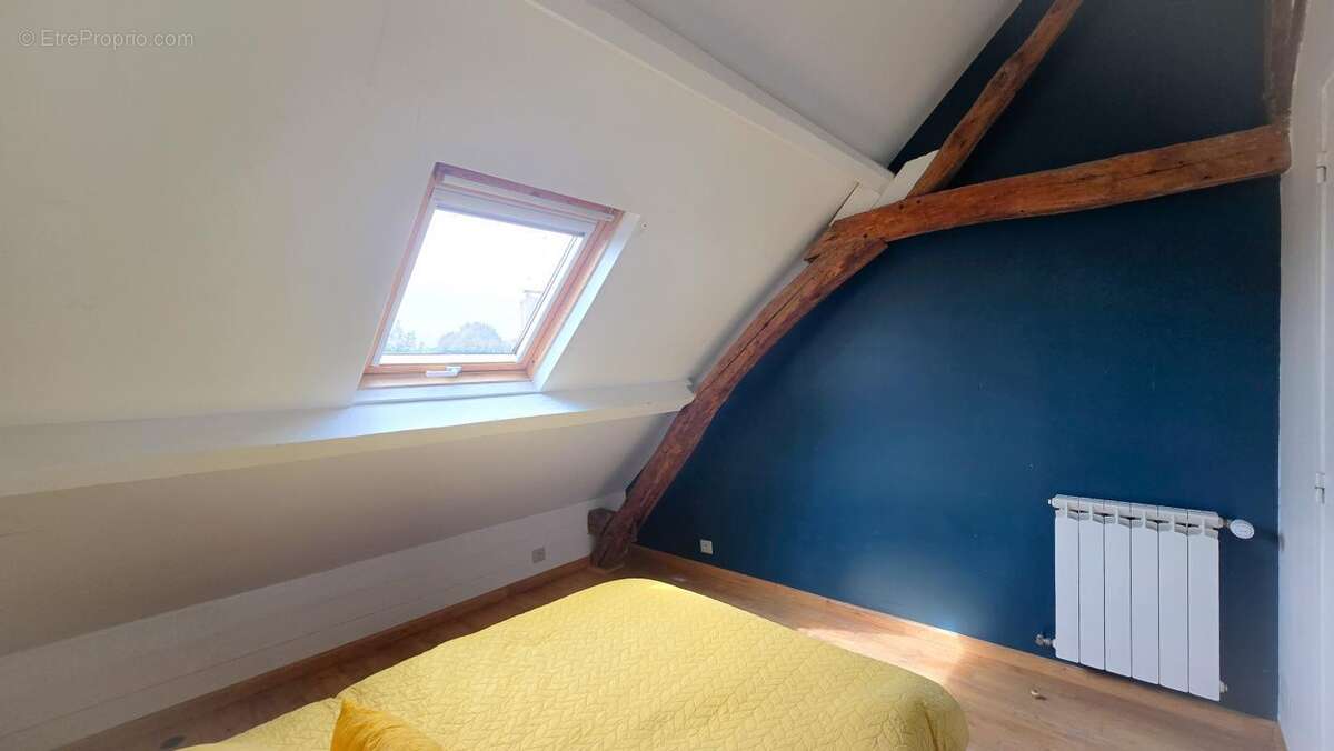 Maison à NEUILLE-PONT-PIERRE