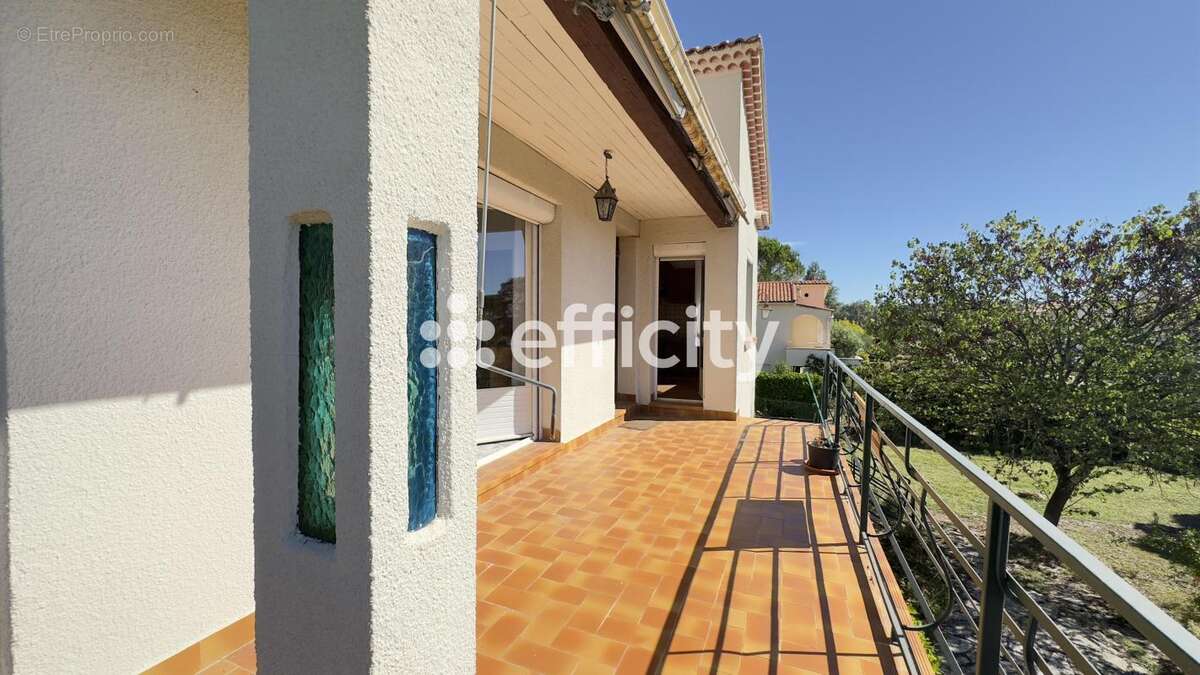 Maison à SAINT-PRIVAT-DES-VIEUX