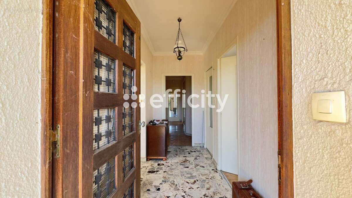 Maison à SAINT-PRIVAT-DES-VIEUX