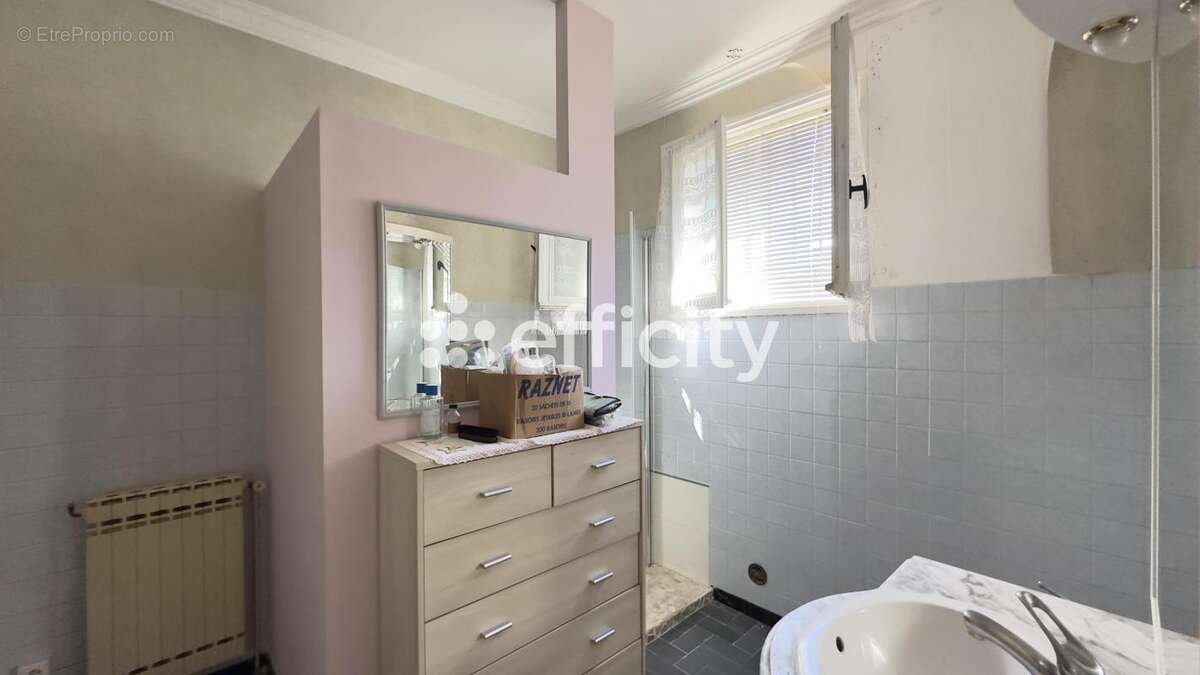 Maison à SAINT-PRIVAT-DES-VIEUX