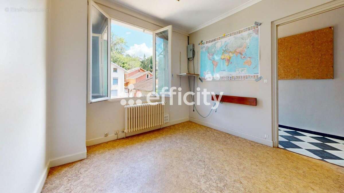 Maison à CALUIRE-ET-CUIRE