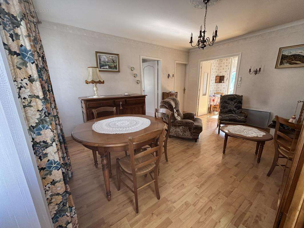 Maison à AIGREFEUILLE-D&#039;AUNIS