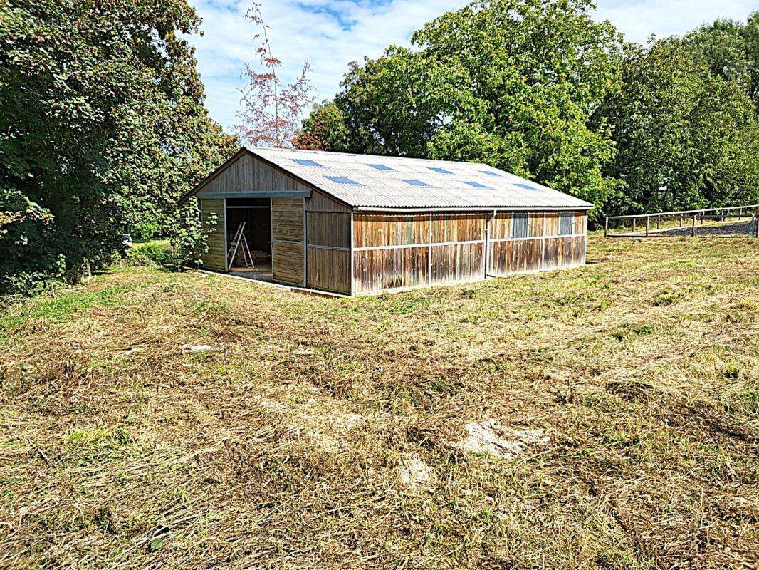 Terrain à COULOMBS-EN-VALOIS
