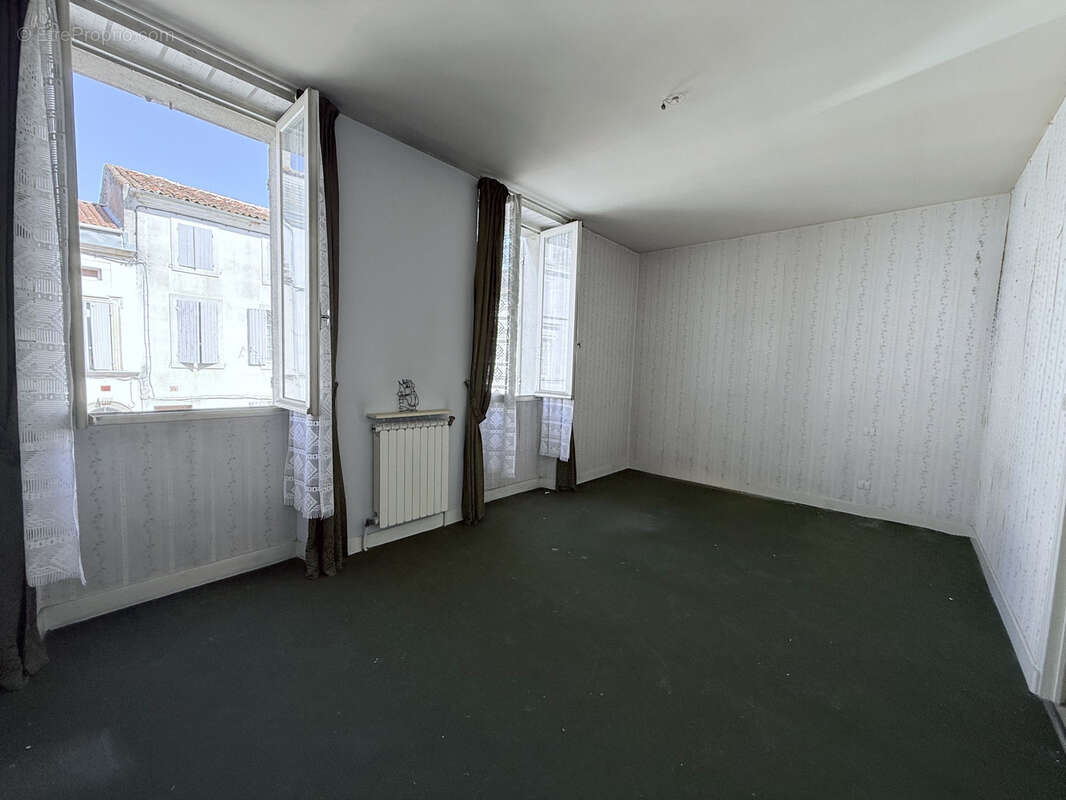 Maison à VILLENEUVE-SUR-LOT