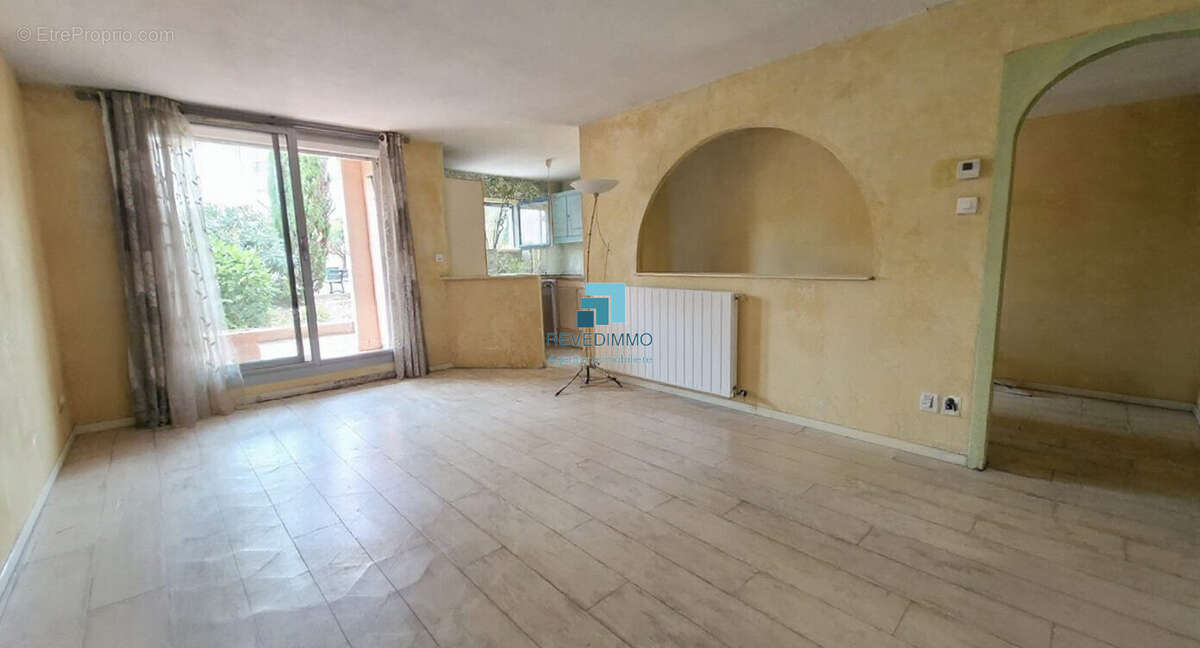 Appartement à FREJUS