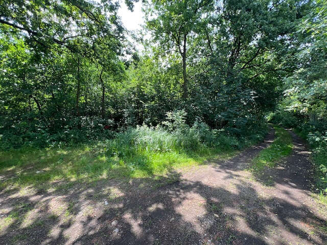 Terrain à MAREUIL-CAUBERT