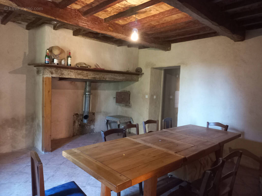 Maison à TRIE-SUR-BAISE