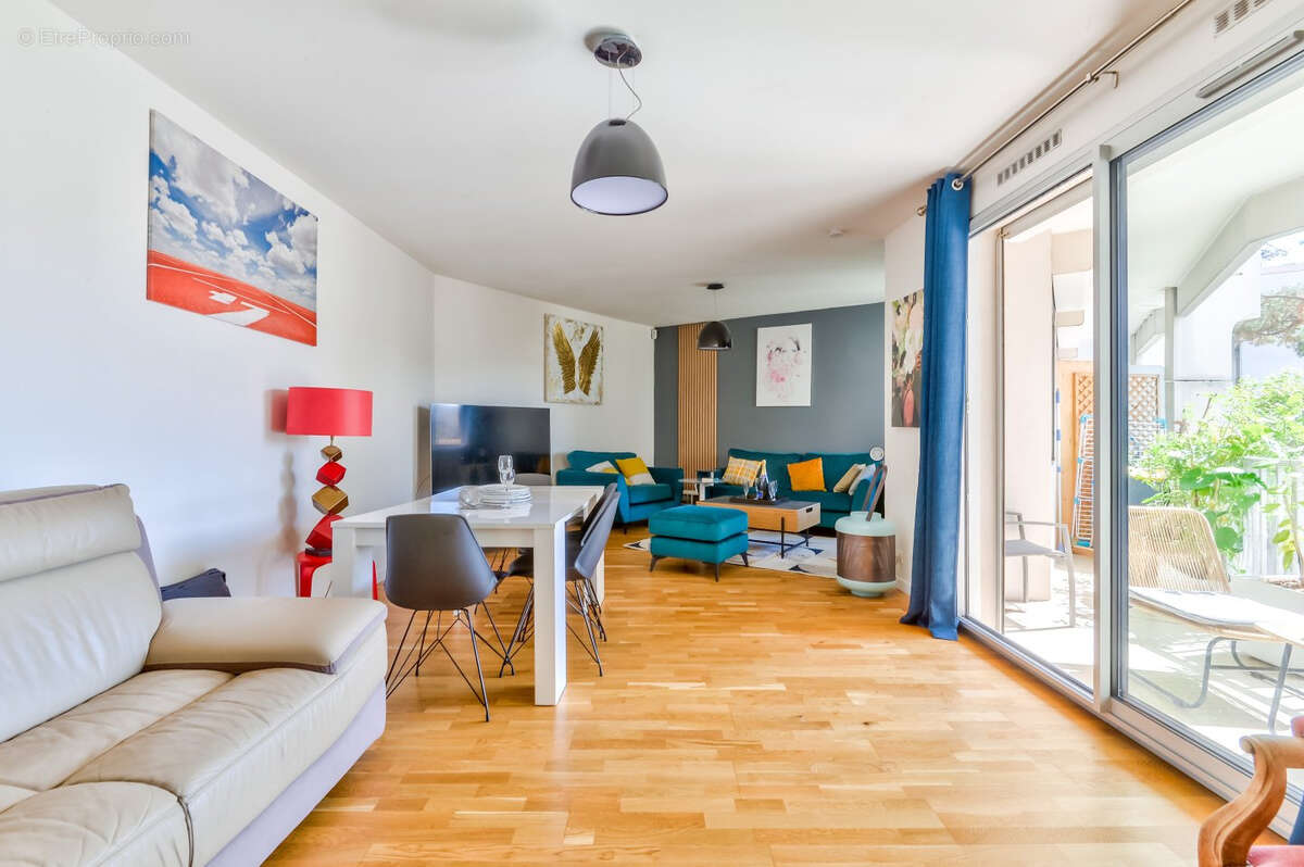 Appartement à TASSIN-LA-DEMI-LUNE