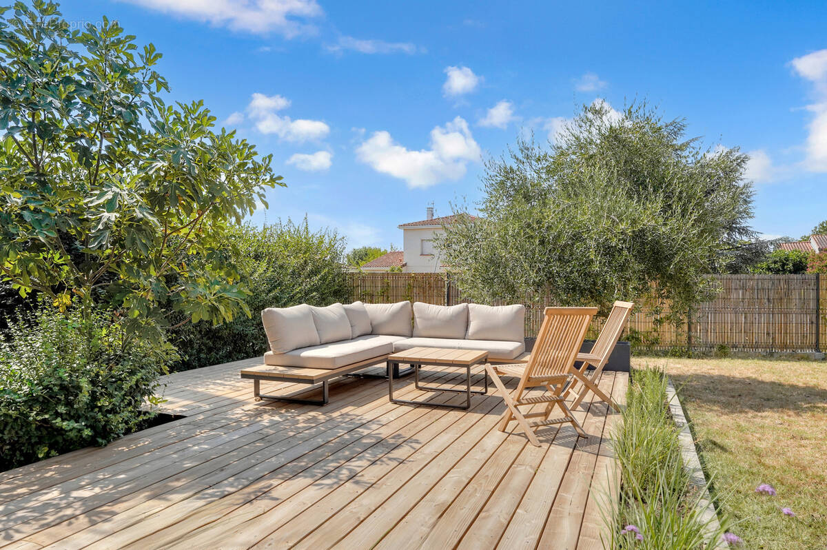 Maison à CASTELGINEST