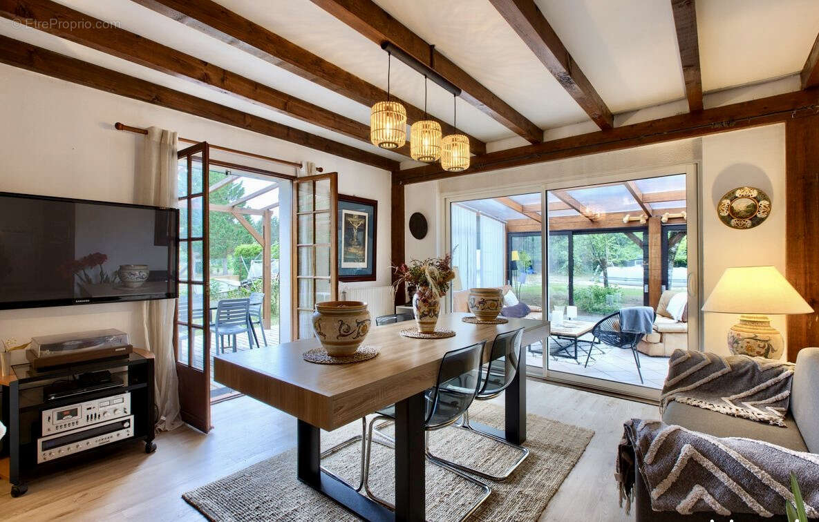 Maison à LE PIAN-MEDOC