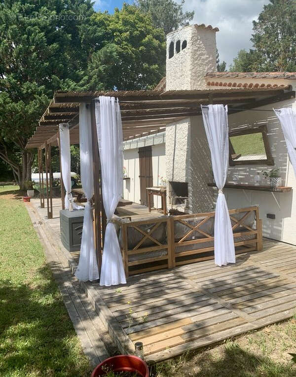 Maison à LE PIAN-MEDOC