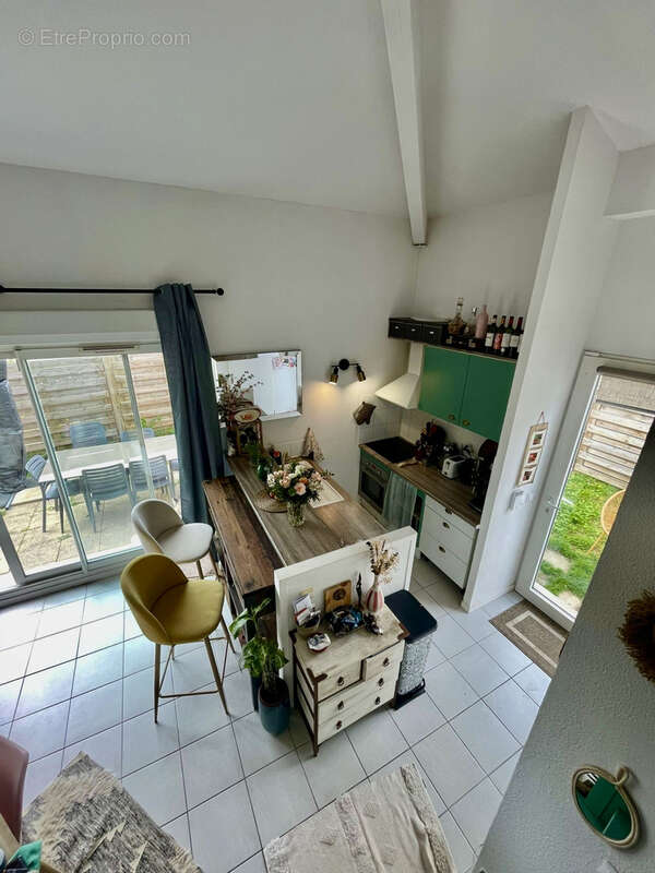 Appartement à ARTIGUES-PRES-BORDEAUX