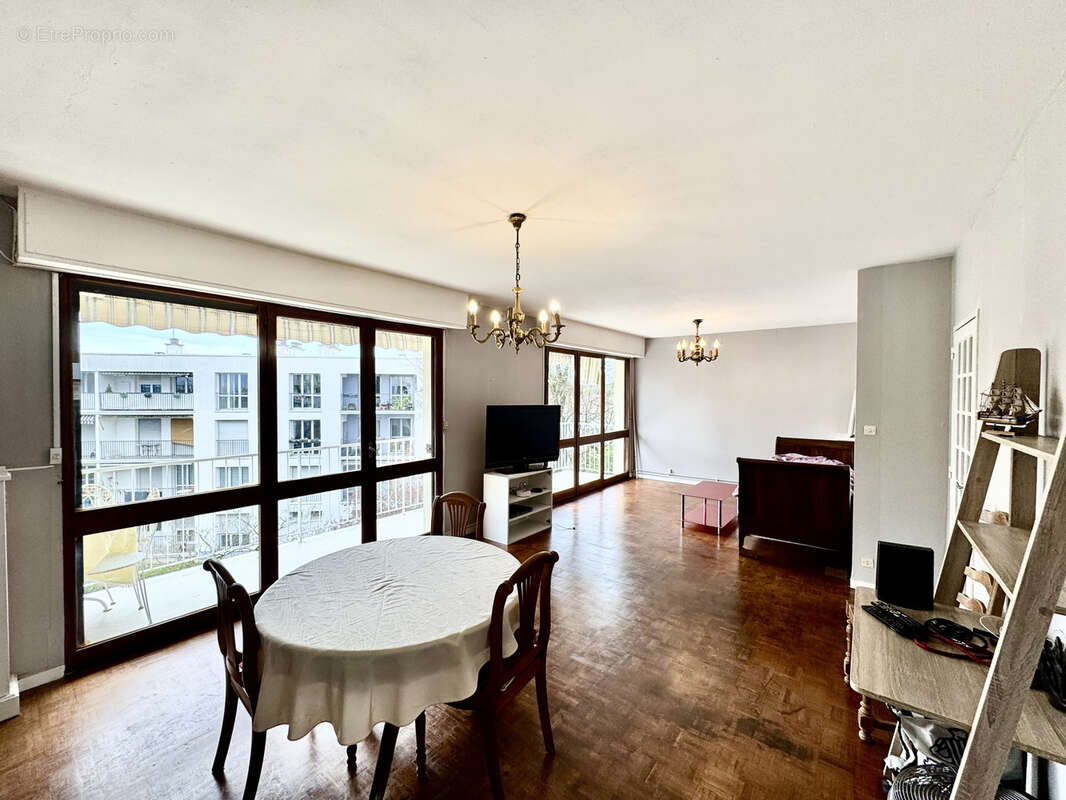 Appartement à LE BOUSCAT