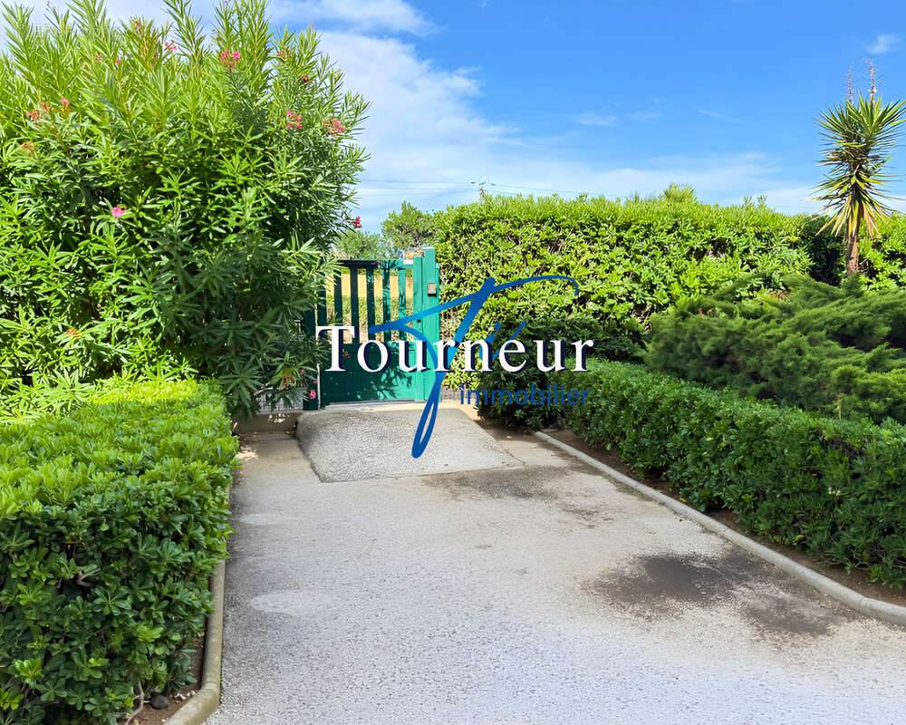 Appartement à SIX-FOURS-LES-PLAGES