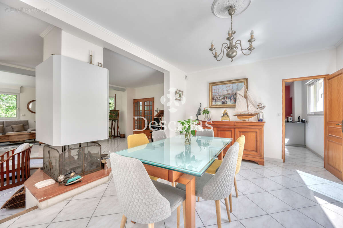 Maison à MARLY-LE-ROI