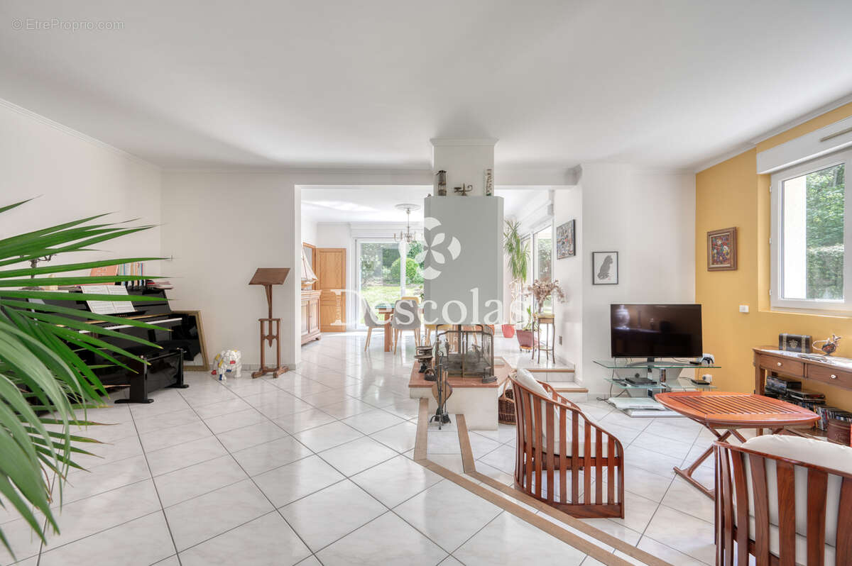 Maison à MARLY-LE-ROI