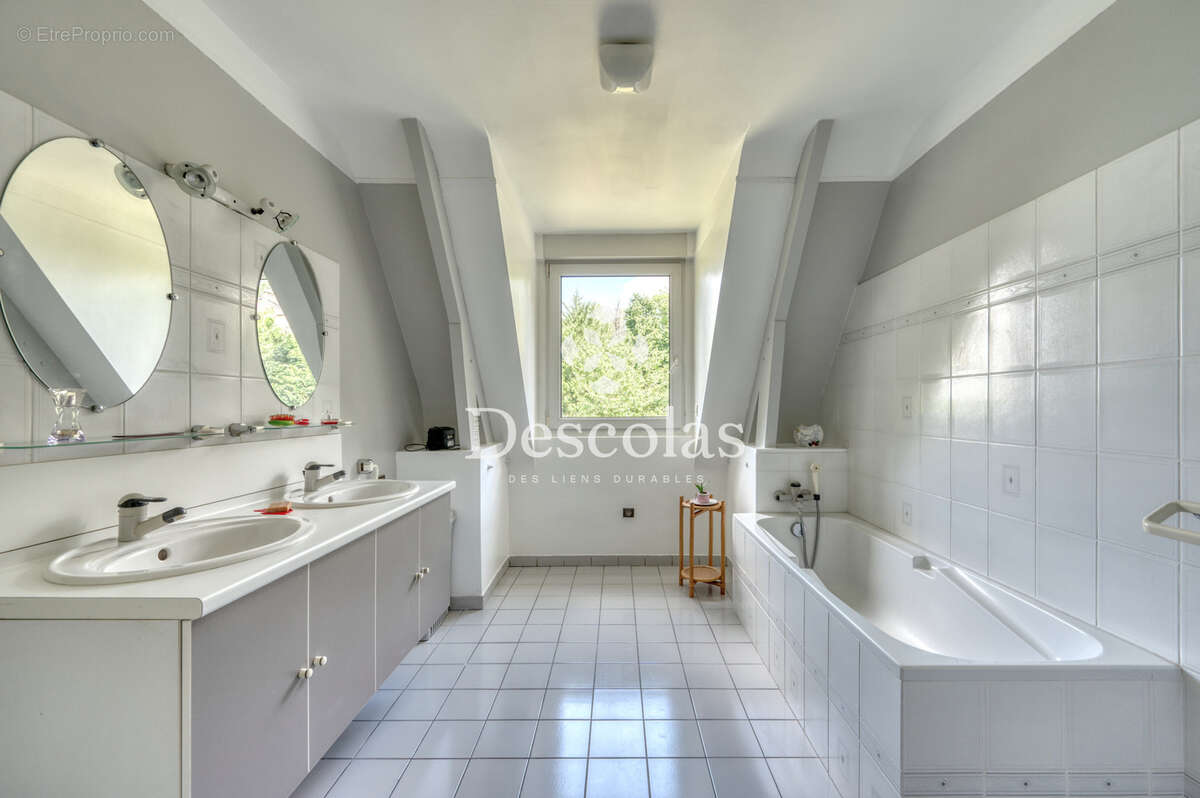 Maison à MARLY-LE-ROI