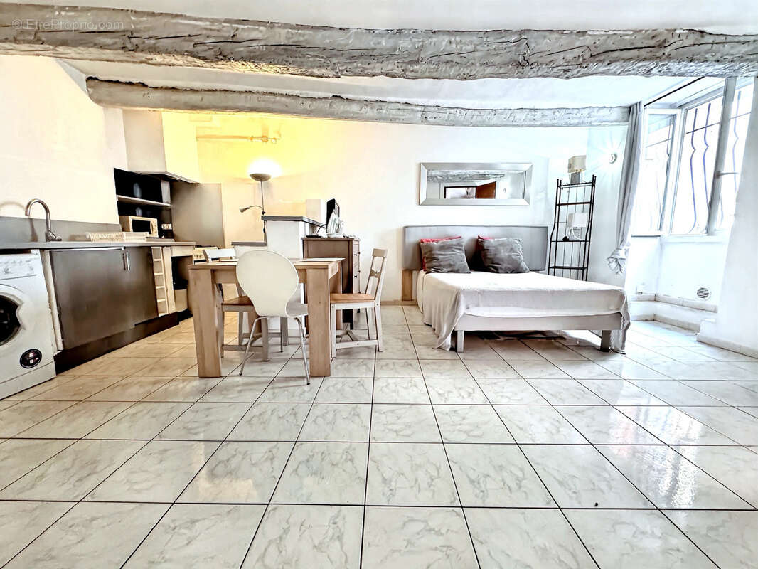 Appartement à DRAGUIGNAN