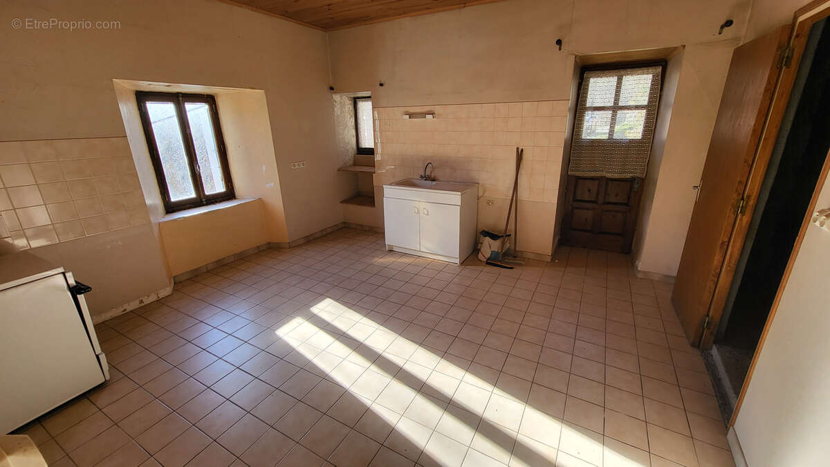 Maison à LE CHEYLARD