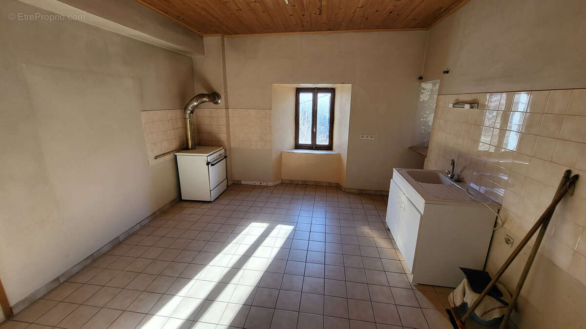 Maison à LE CHEYLARD