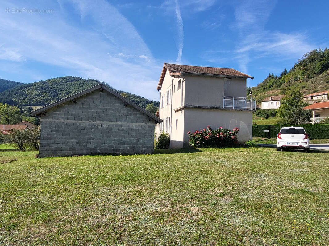 Maison à SAINT-MARTIN-DE-VALAMAS