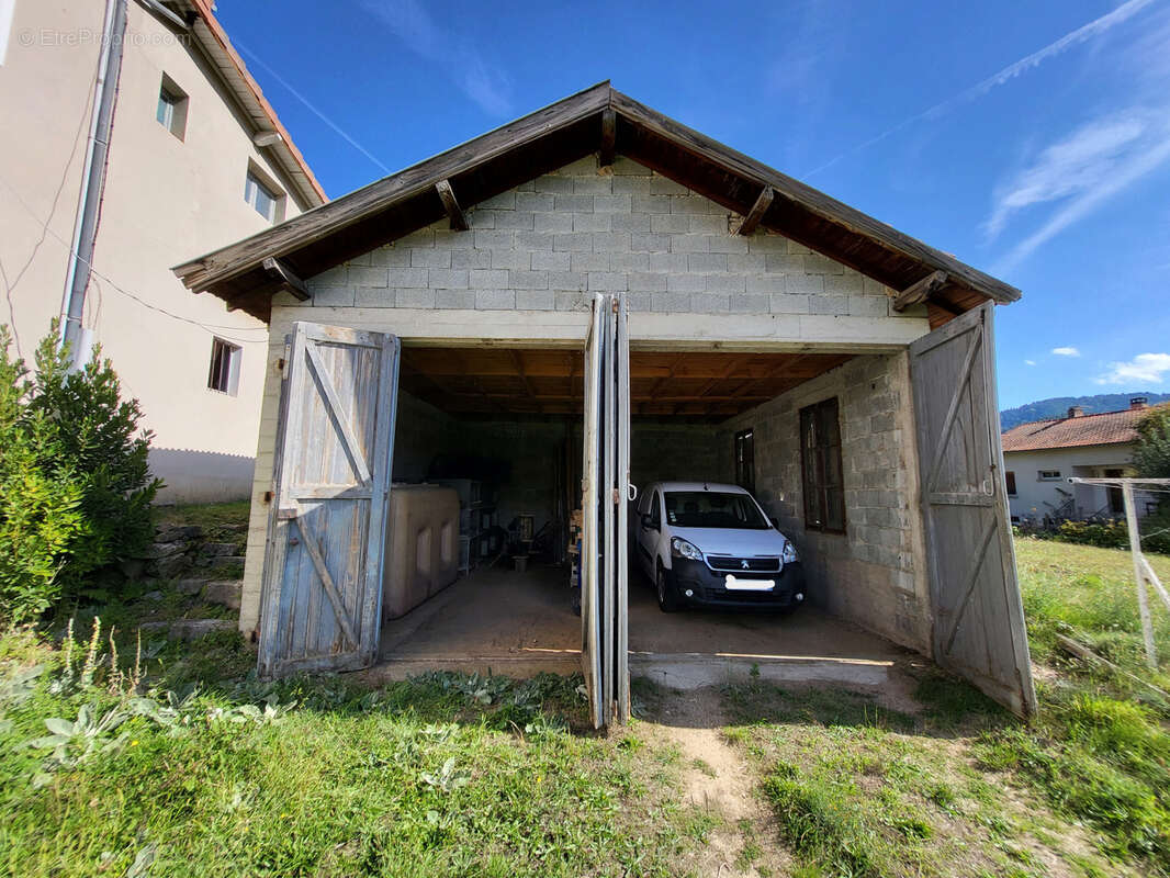 Maison à SAINT-MARTIN-DE-VALAMAS