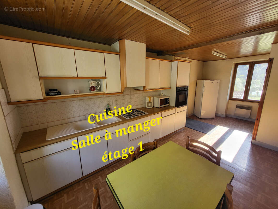 Maison à SAINT-MARTIN-DE-VALAMAS