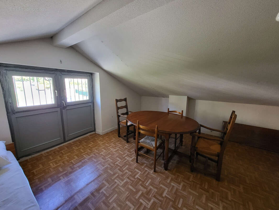 Maison à SAINT-MARTIN-DE-VALAMAS