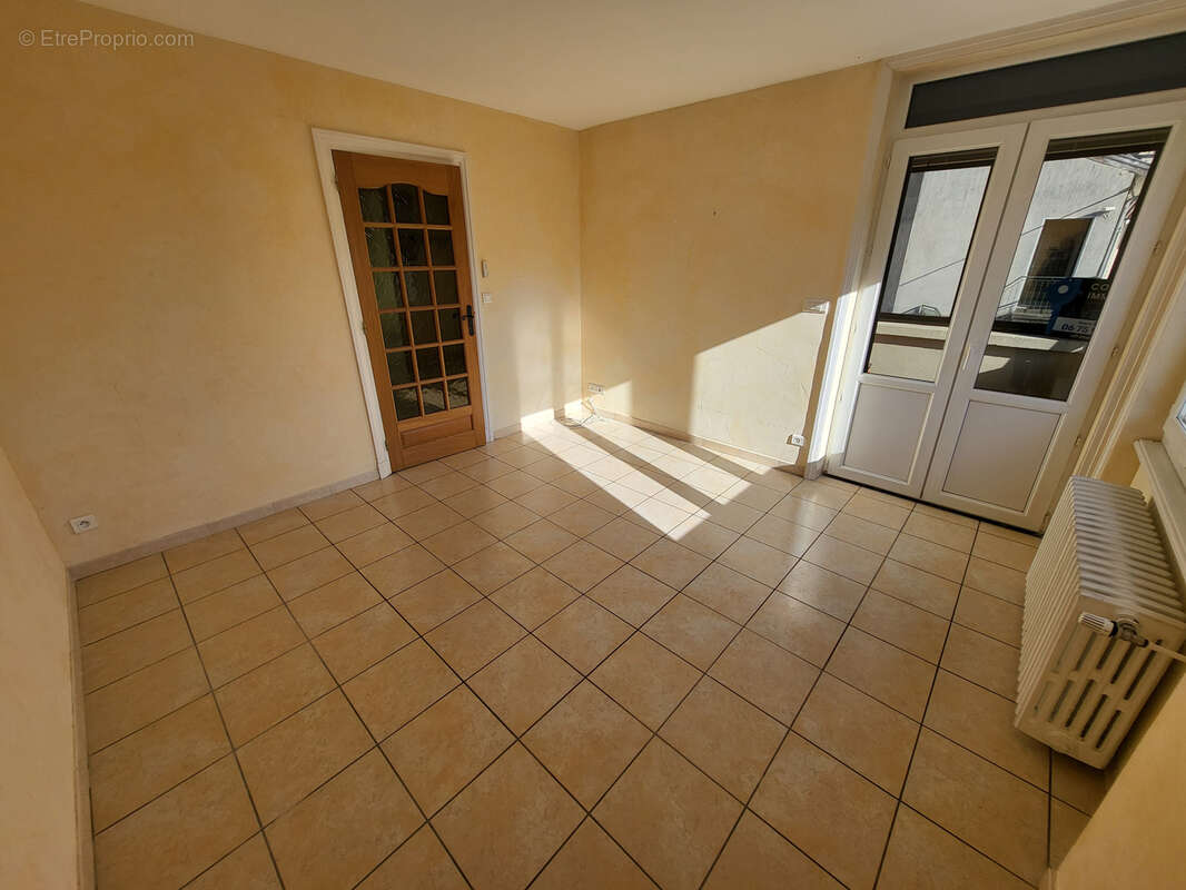 Maison à LE CHEYLARD