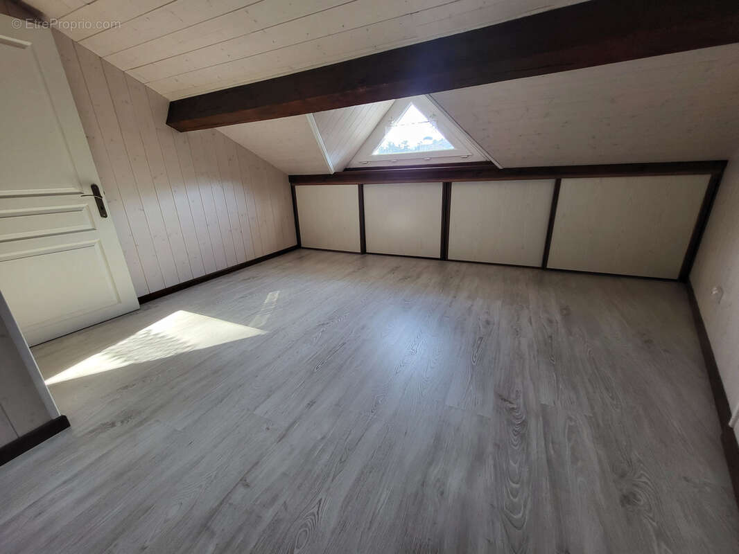 Maison à LE CHEYLARD