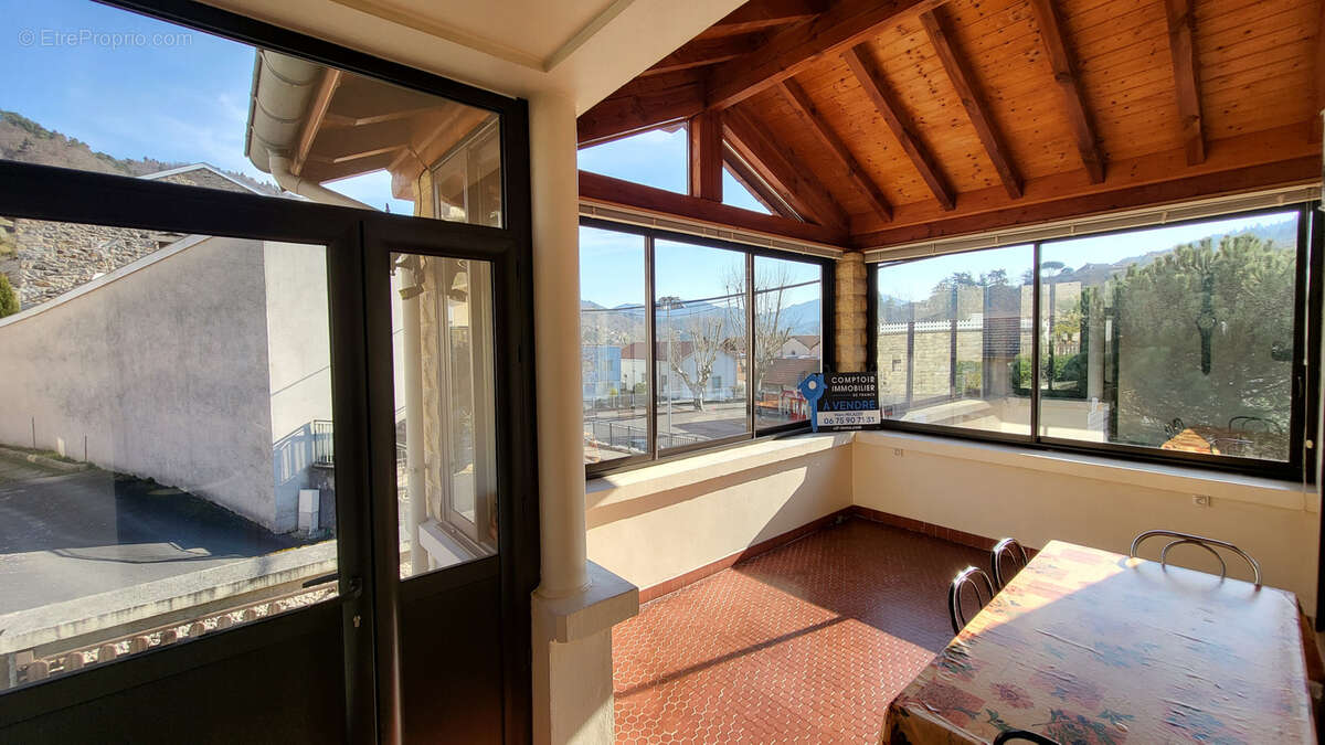 Maison à LE CHEYLARD