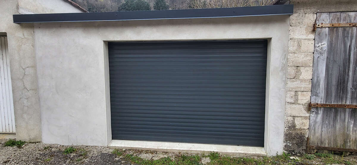 Maison à SAINT-MAURICE-EN-CHALENCON