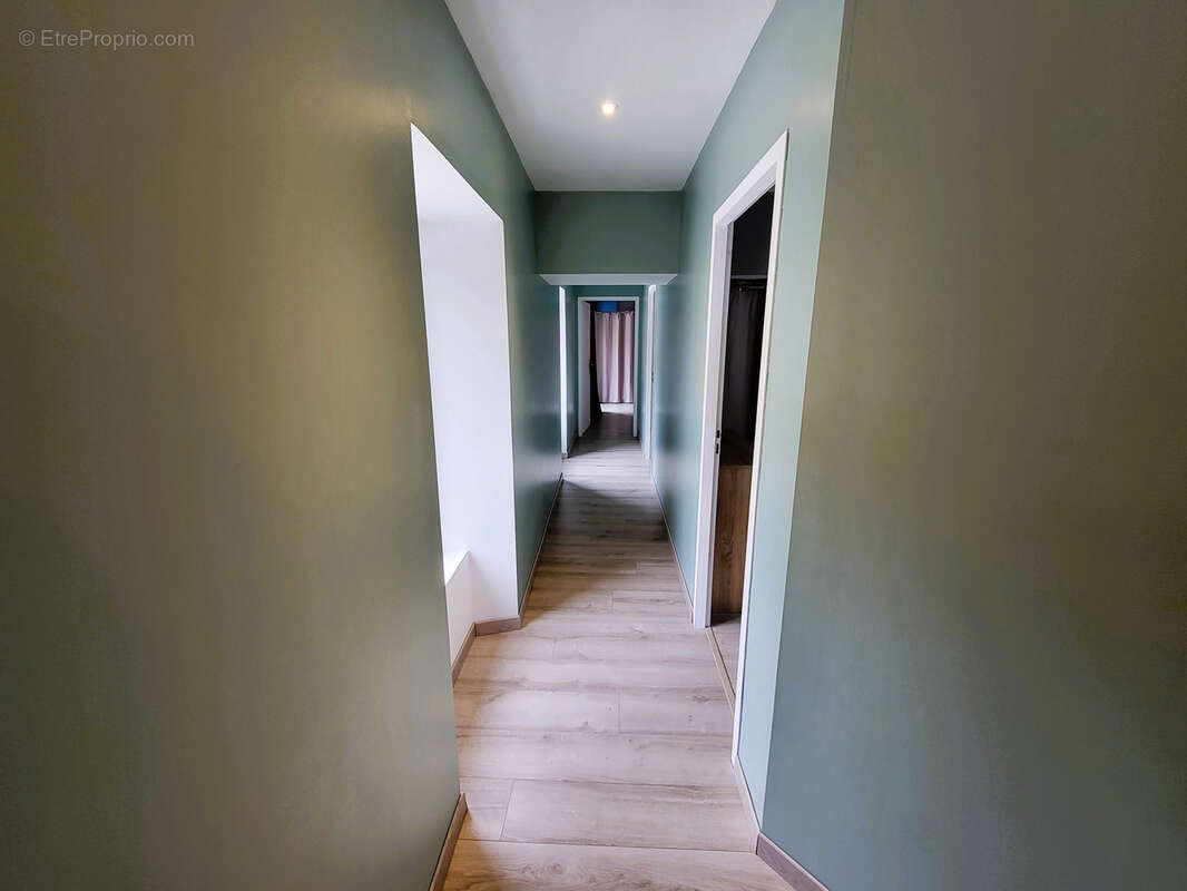 Maison à SAINT-MAURICE-EN-CHALENCON