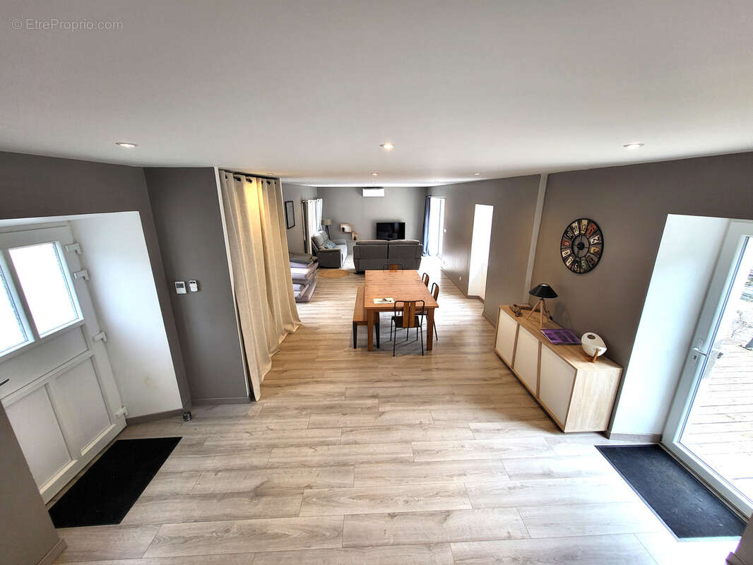 Maison à SAINT-MAURICE-EN-CHALENCON