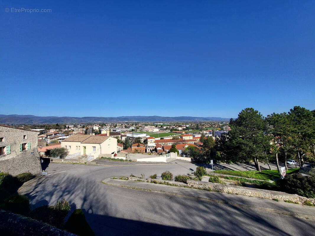 Maison à LIVRON-SUR-DROME