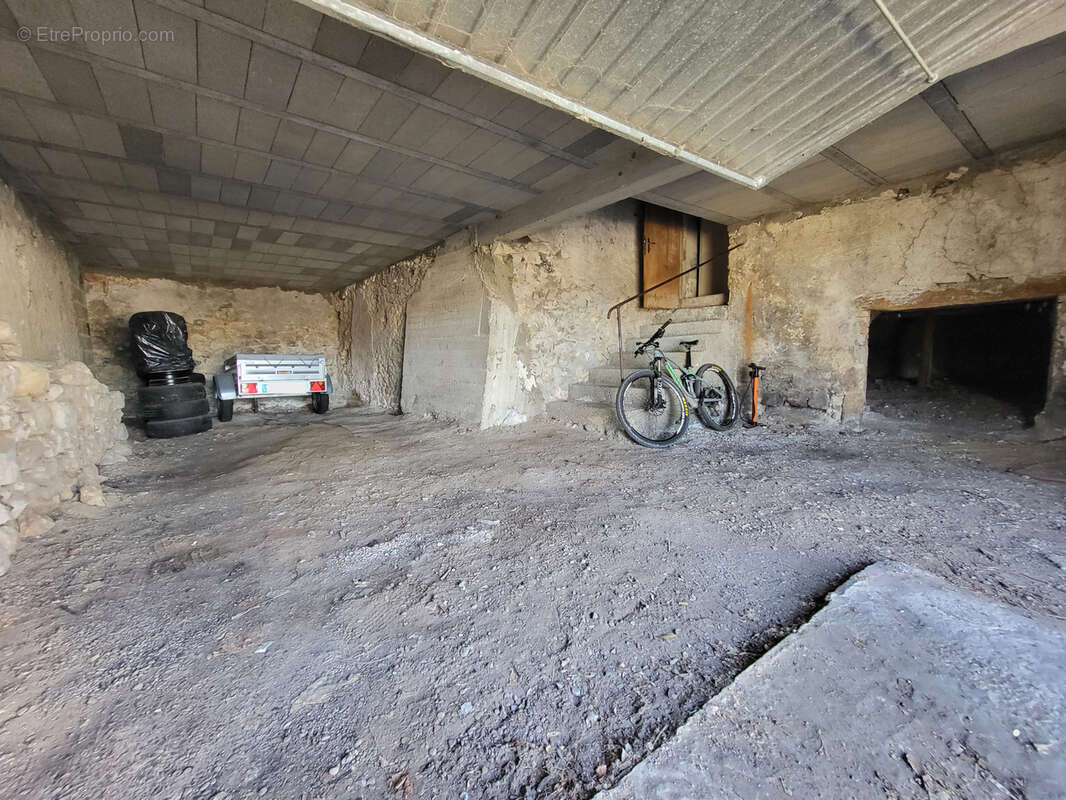 Maison à LIVRON-SUR-DROME