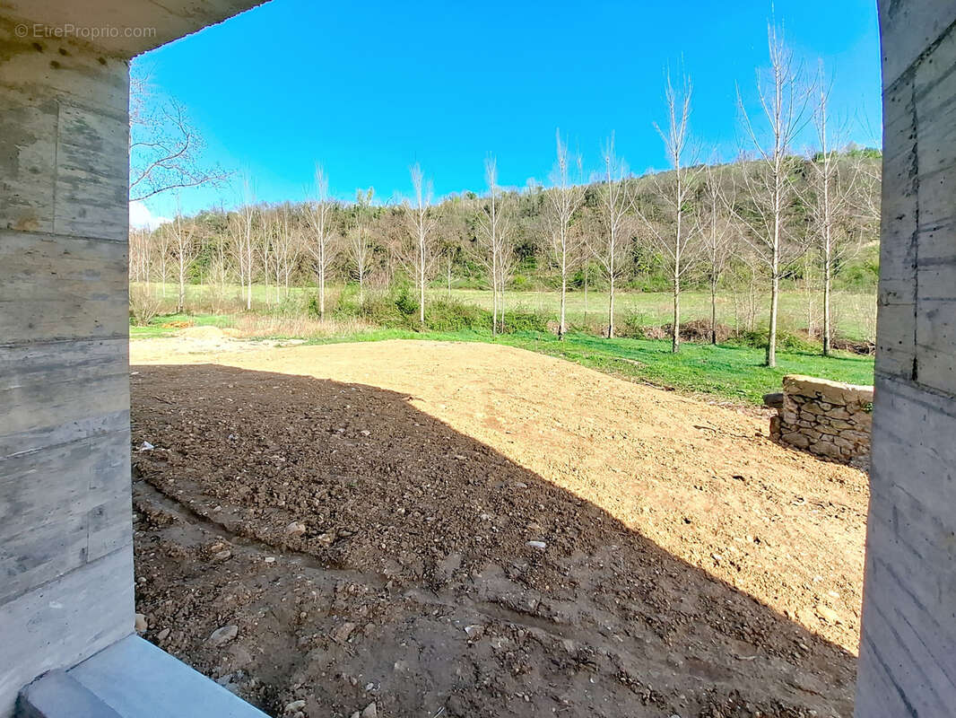 Autre à SEREZIN-DU-RHONE