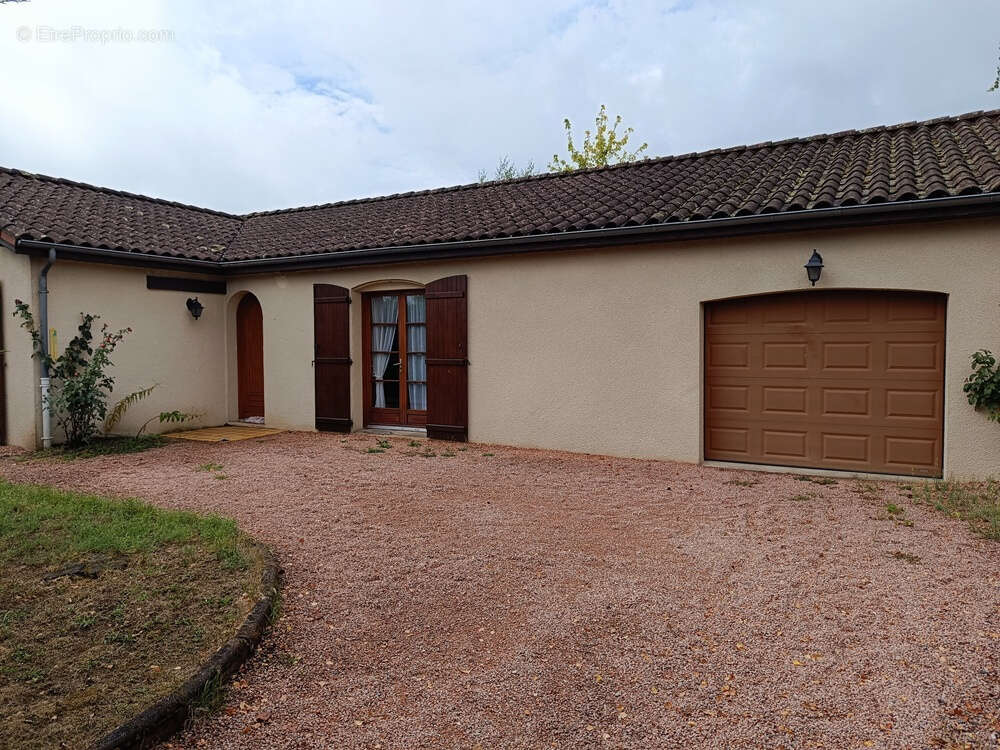 Maison à BELLERIVE-SUR-ALLIER