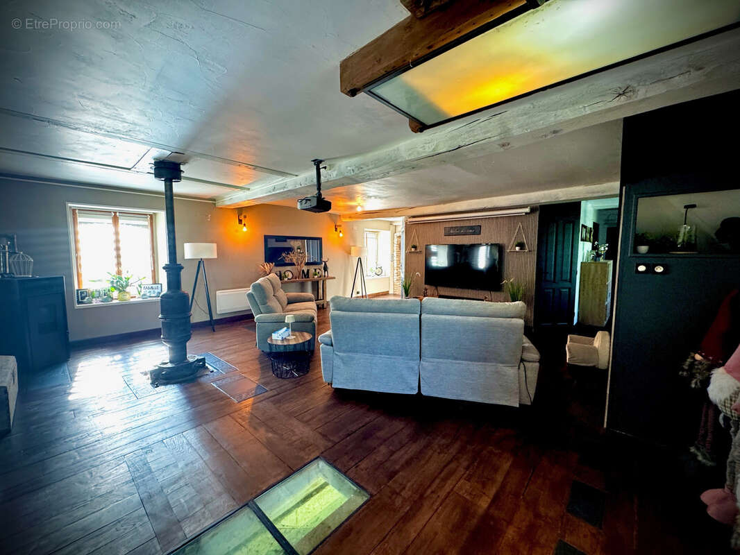 Maison à VALLENTIGNY