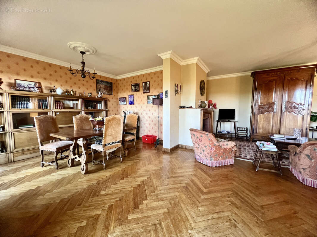 Maison à L&#039;ISLE-JOURDAIN