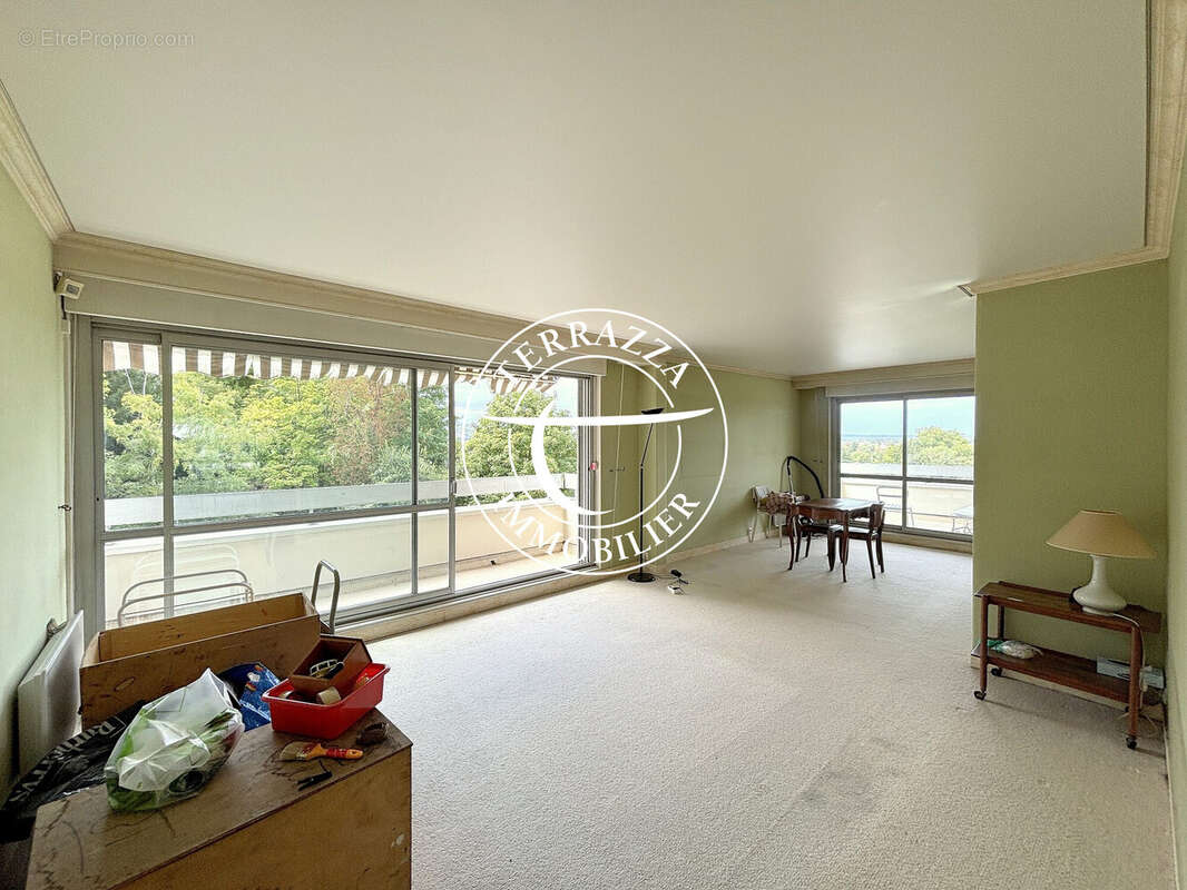 Appartement à BOUGIVAL