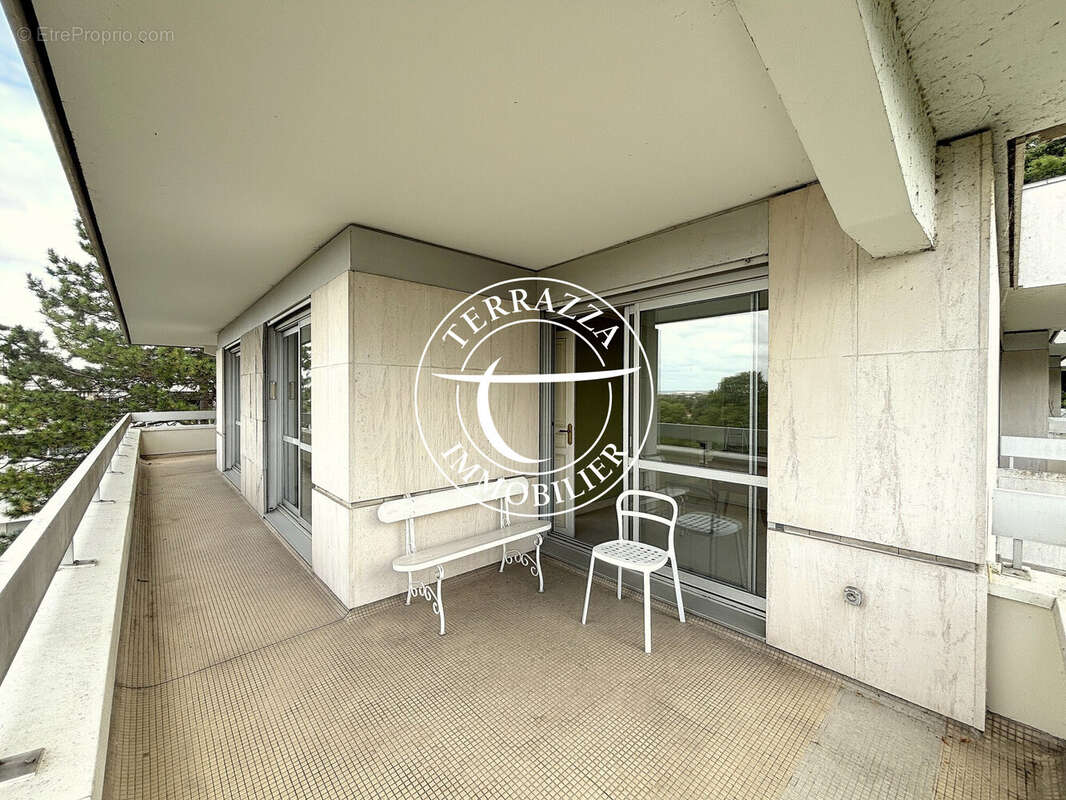 Appartement à BOUGIVAL