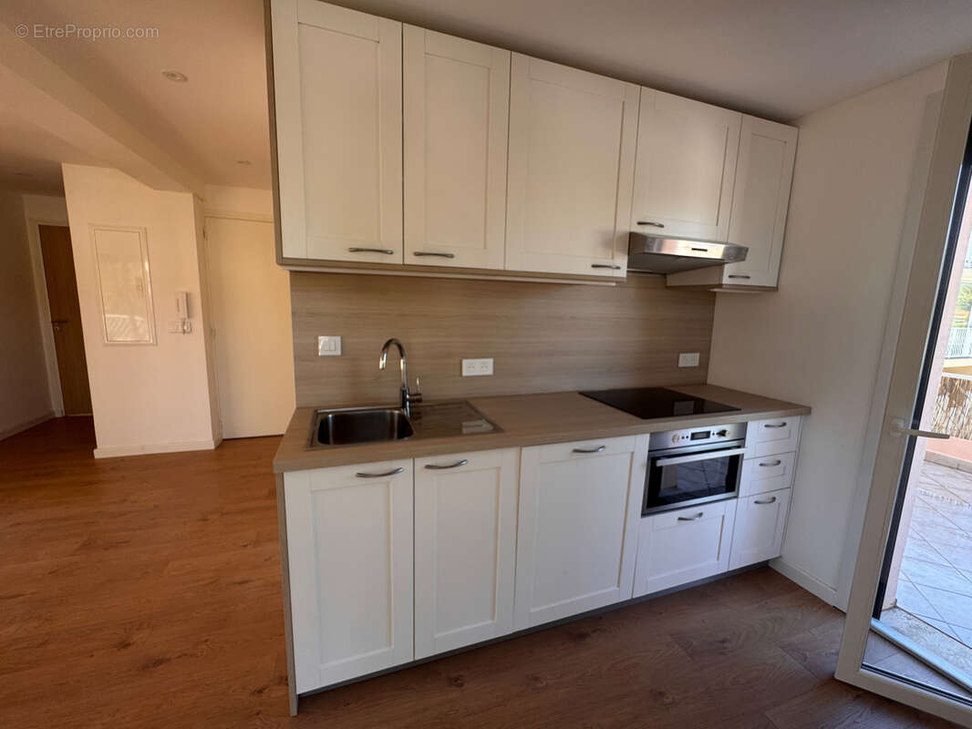 Appartement à SIX-FOURS-LES-PLAGES