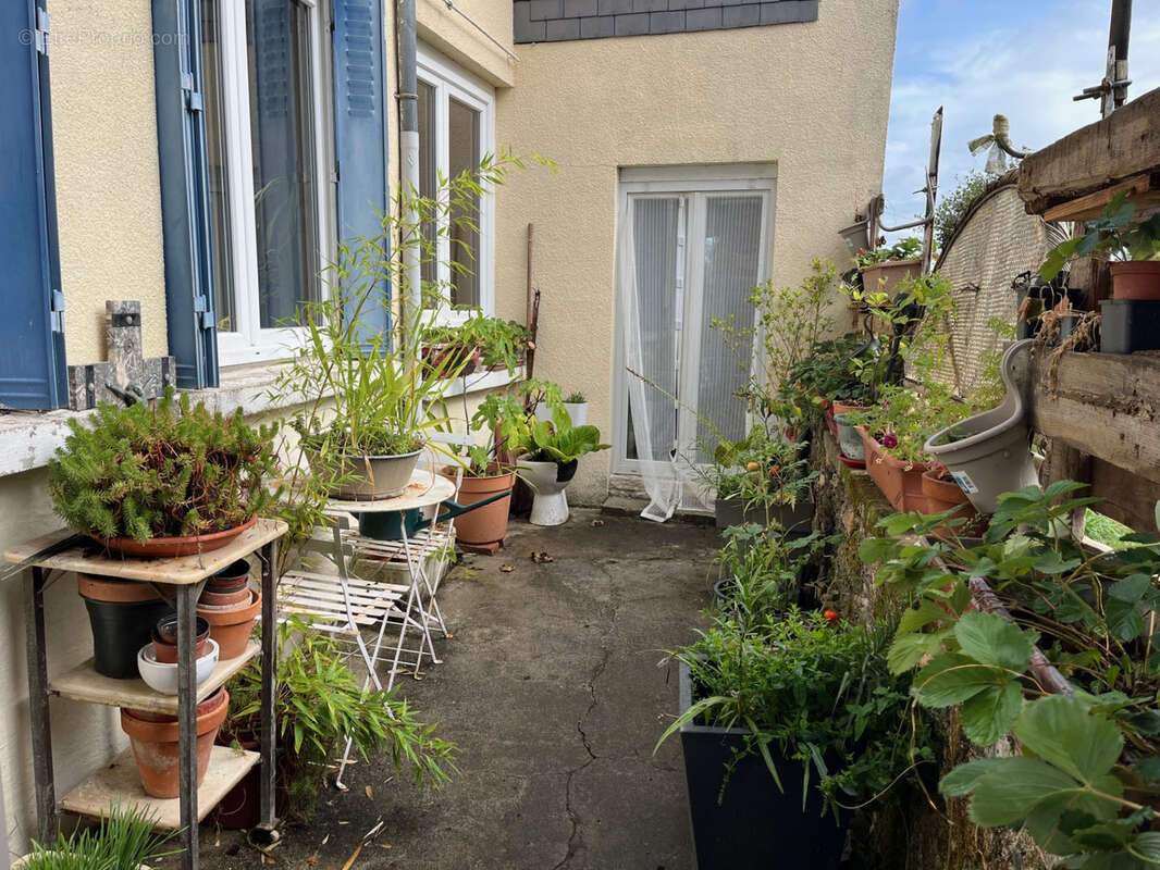 Maison à SAVIGNAC-LEDRIER