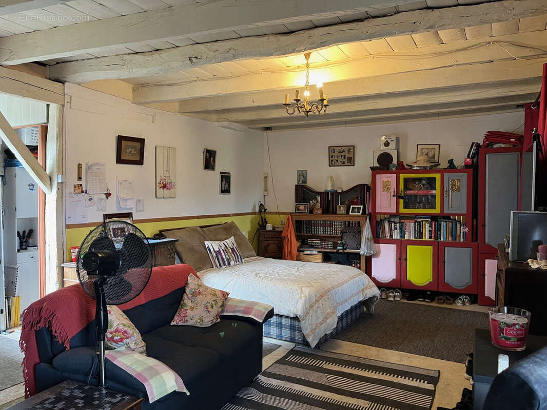 Maison à SAVIGNAC-LEDRIER