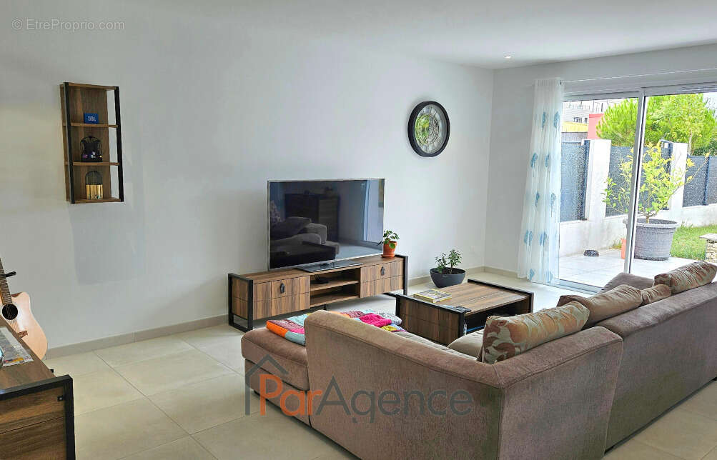 Maison à VAUX-SUR-MER