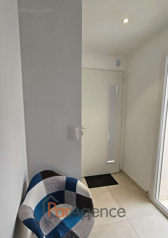 Maison à VAUX-SUR-MER