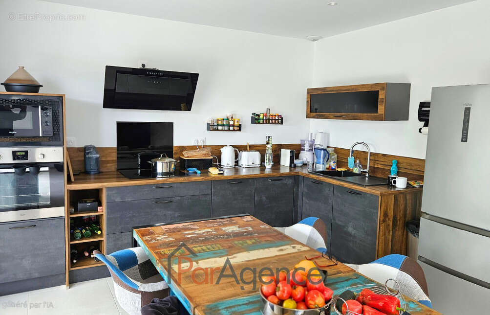 Maison à VAUX-SUR-MER