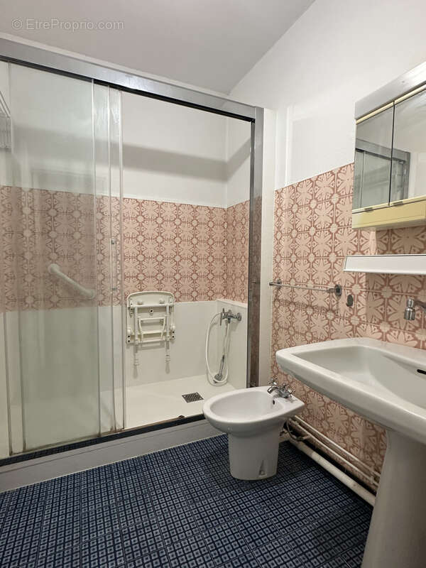 Appartement à VAUX-LE-PENIL