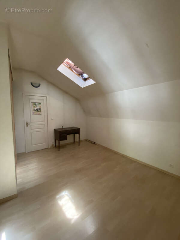 Maison à ARPAJON-SUR-CERE